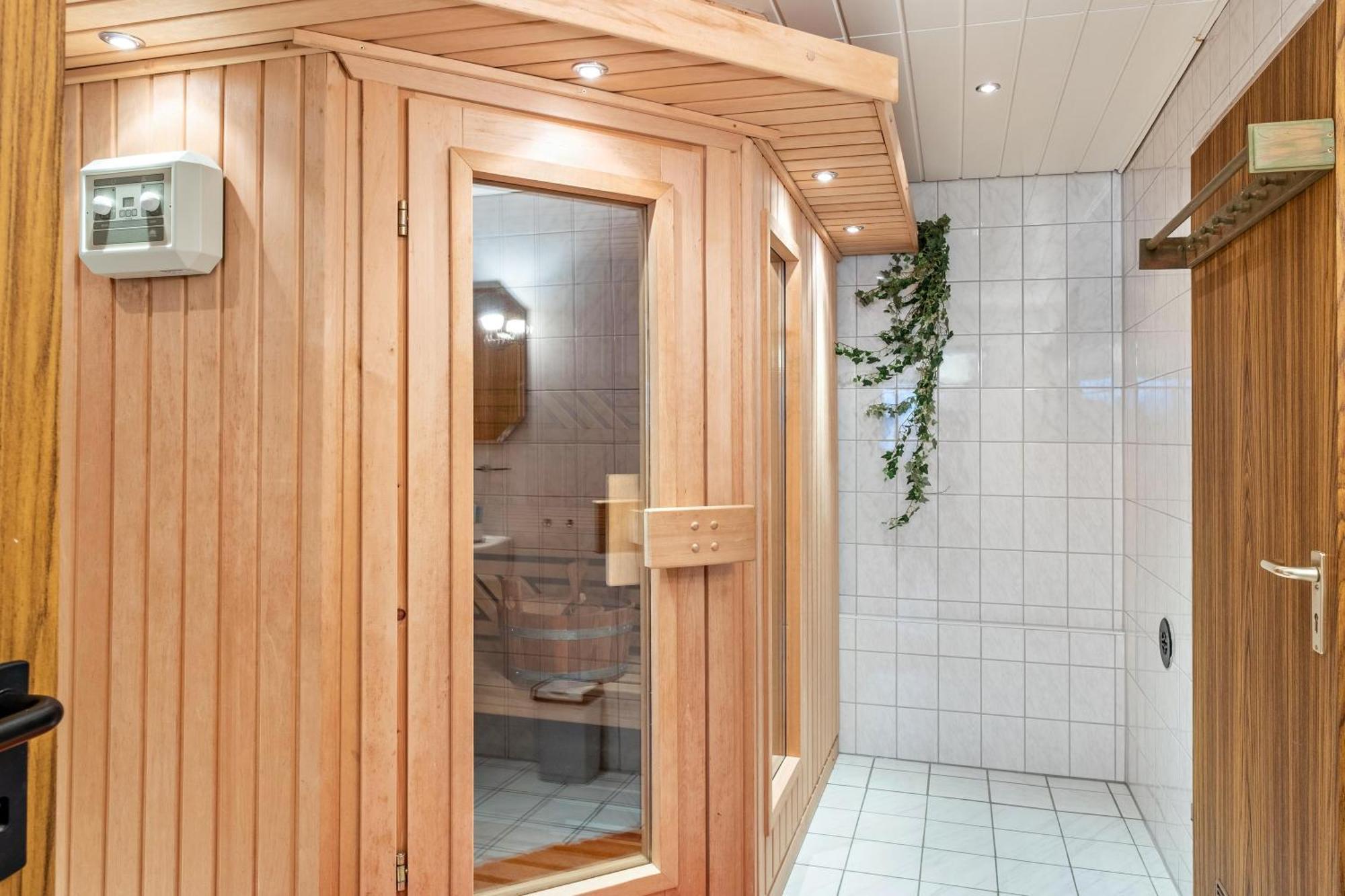 Ferienwohnung Bei Franka Mit Sauna Freiburg im Breisgau Buitenkant foto